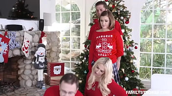Screwing My Stepsister While Posing For The Family Christmas Photo