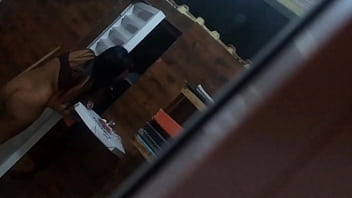 Naughty Teen Gets Naked For The Delivery Boy : Instagram : @annebruna22